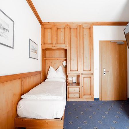 Hotel Europa Dolomites เซลวาดีวัลการ์เดนา ภายนอก รูปภาพ